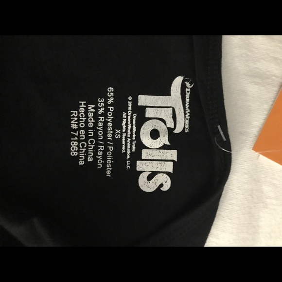 TROLLS  woman top - Picture 8 of 8